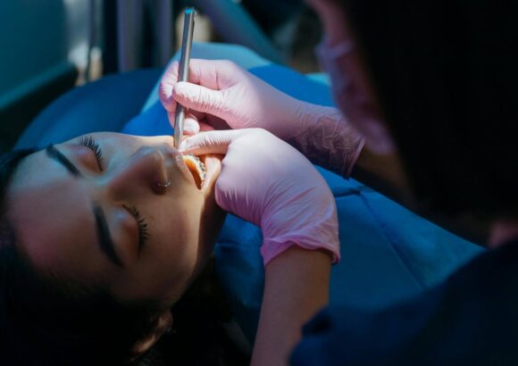 Cosmetic Dentistry with New Equipment